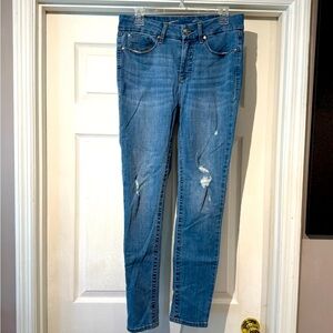 3 for $20 Bundle any 3 items priced $15 and under and get them for $20🛍️🛍️🛍️